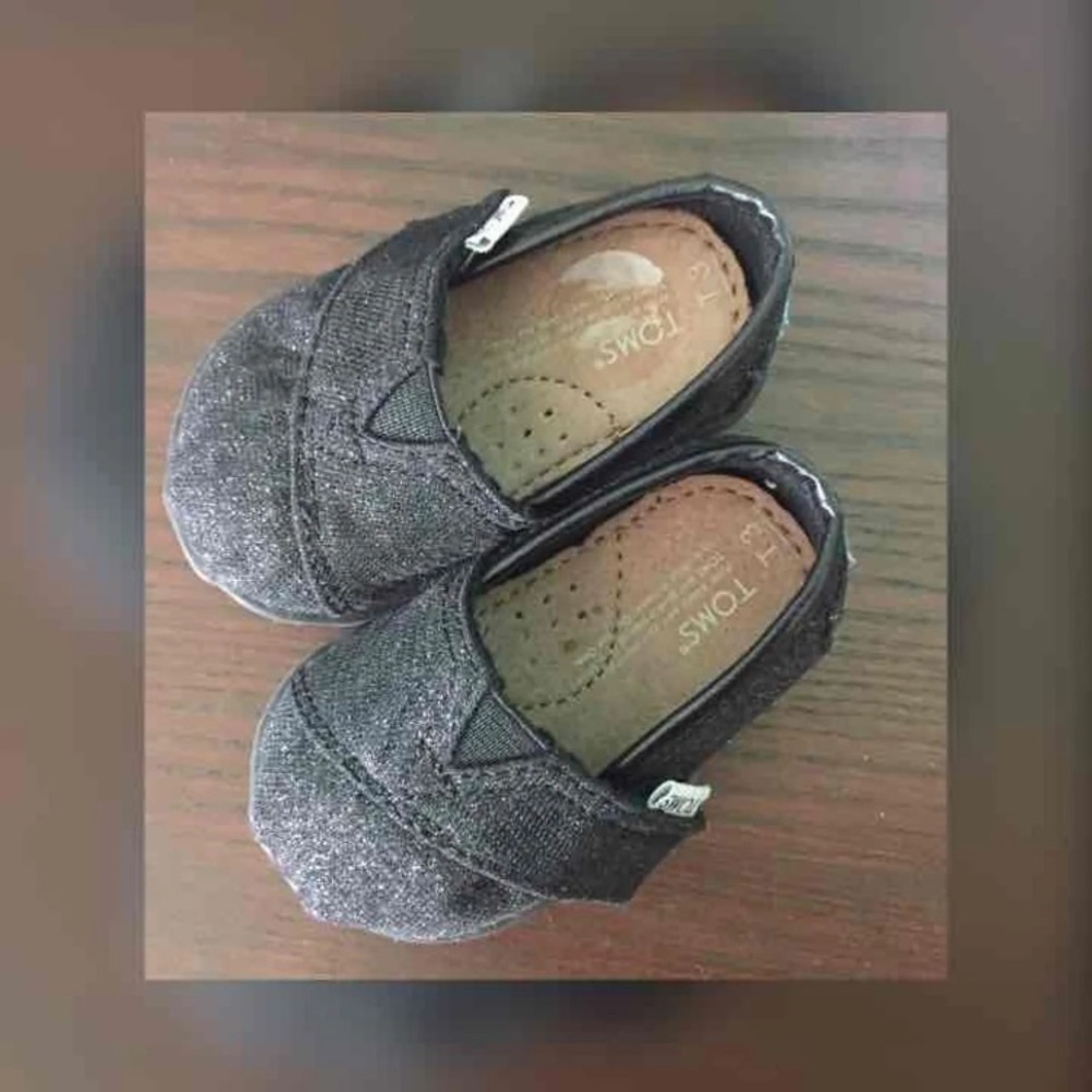 TOMS